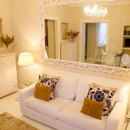 White Florence Suite Buitenkant foto