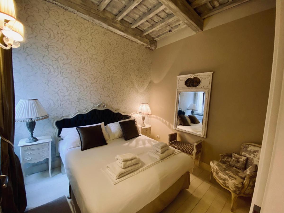 White Florence Suite Buitenkant foto