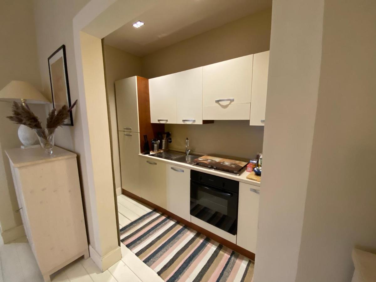 White Florence Suite Buitenkant foto