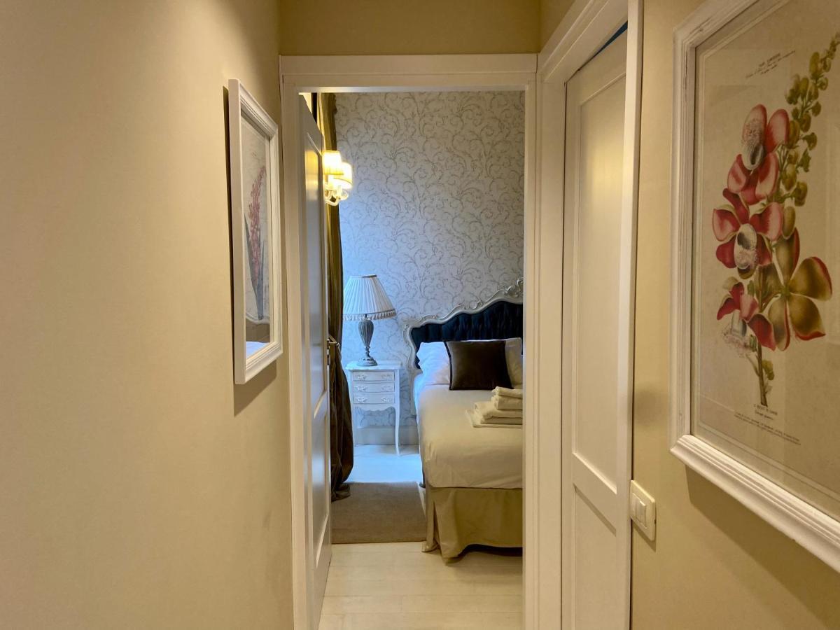 White Florence Suite Buitenkant foto