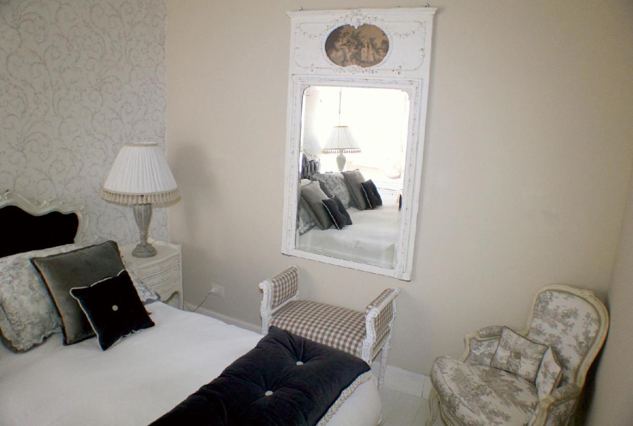 White Florence Suite Buitenkant foto